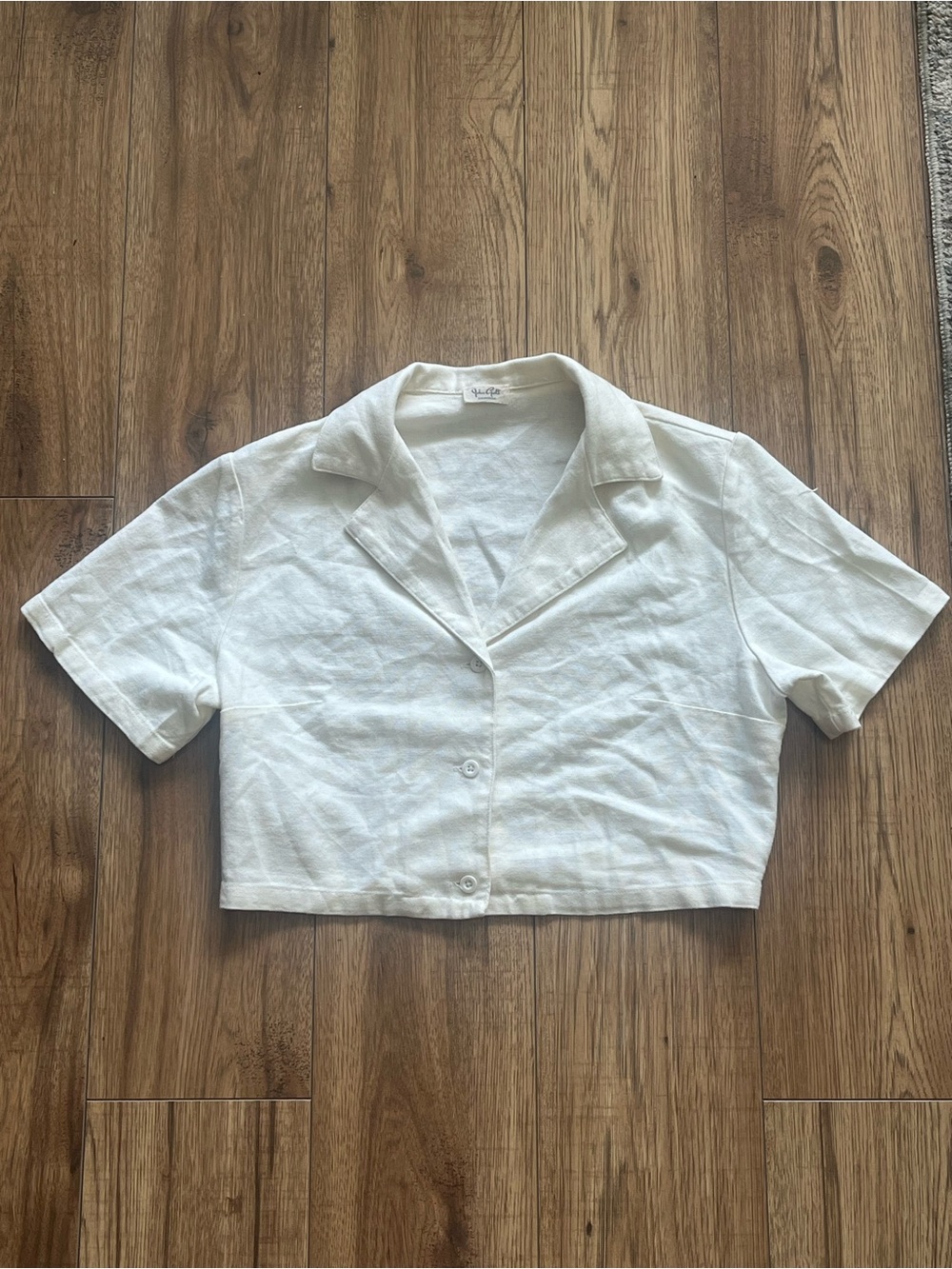 Brandy Melville Cream Cropped Button-Up Collared Top